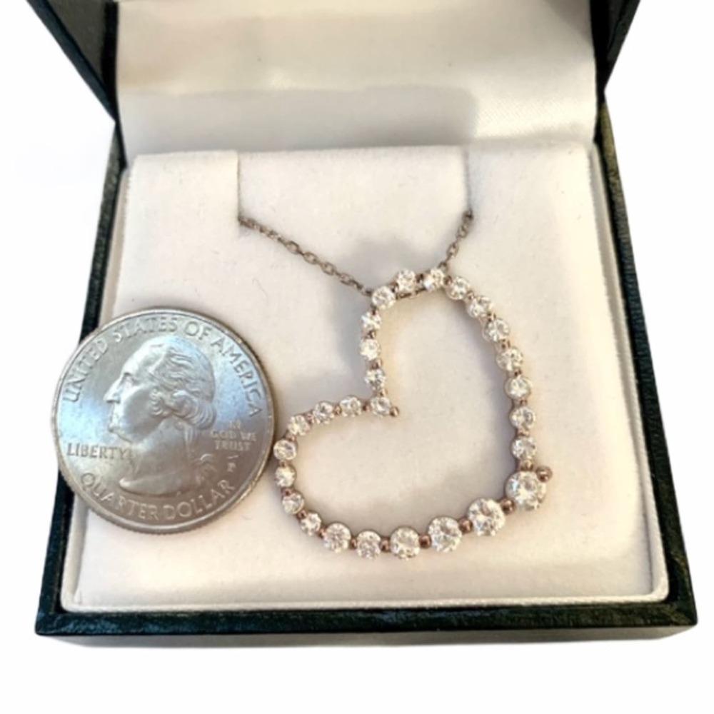 Sterling Silver heart necklace - Picture 3 of 12